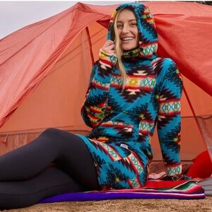 Mountain Jibe Fleece Dress in Teal Aztec Print Size Large